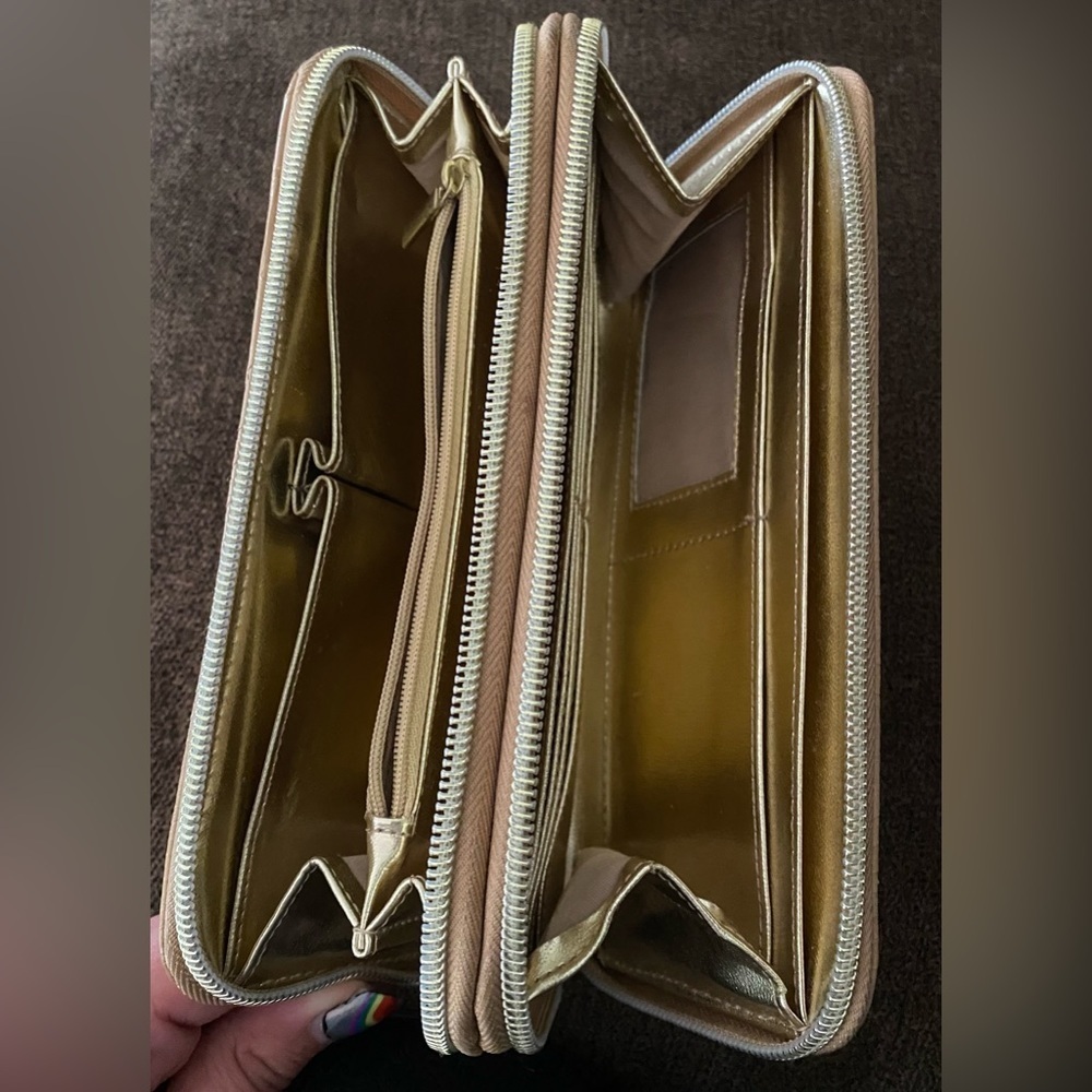 Steve Madden Python Beige Wallet - Picture 7 of 16
